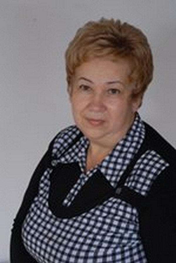 Волкова Юлия Генриховна.